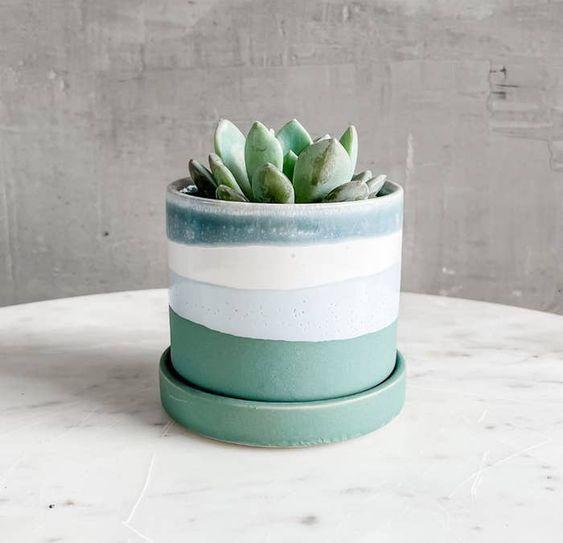 Planter-Saavi Planter